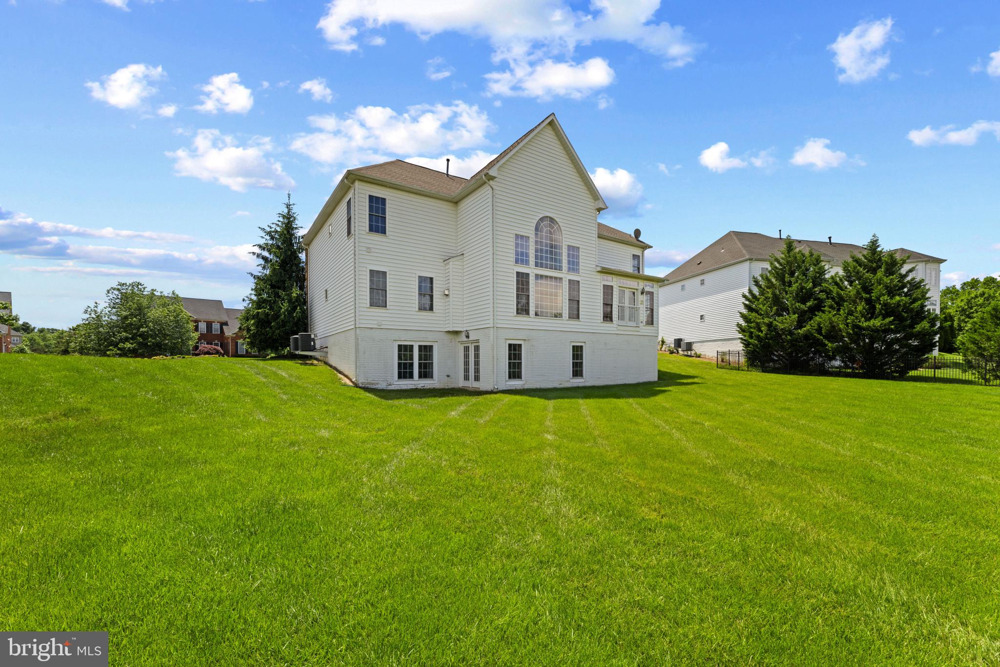 CEDAR HUNT - Residential