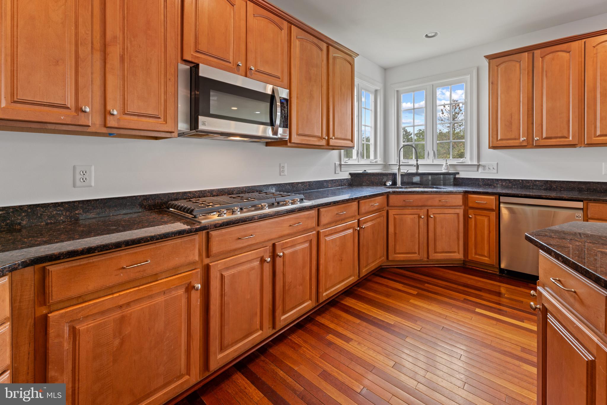 CEDAR HUNT - Residential