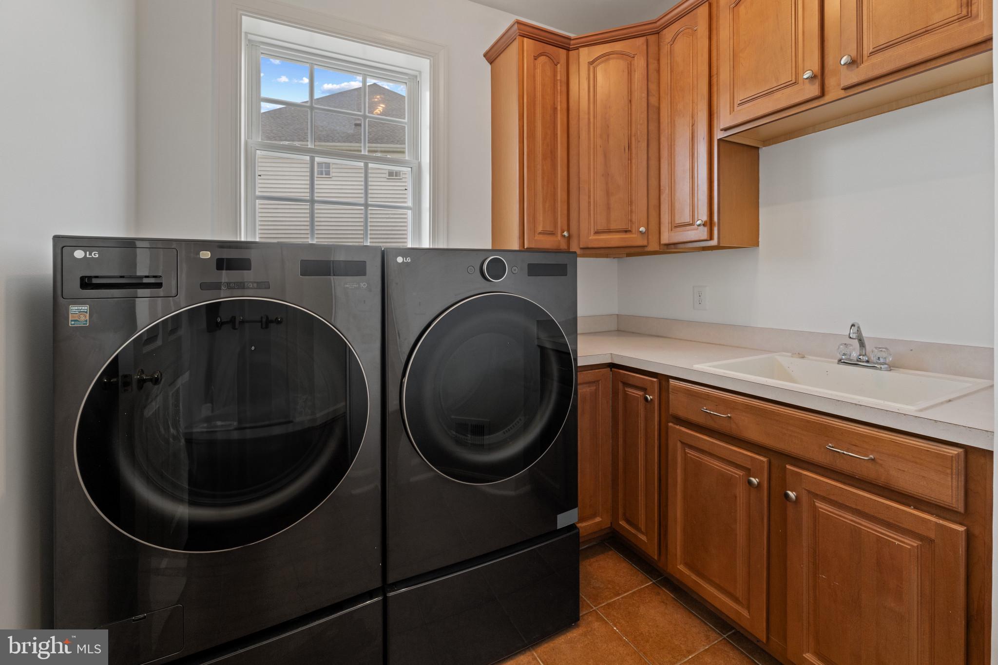 CEDAR HUNT - Residential