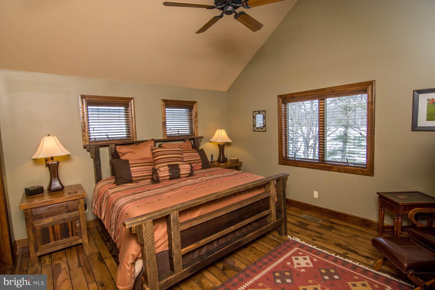 NORTH SHORE - Residential