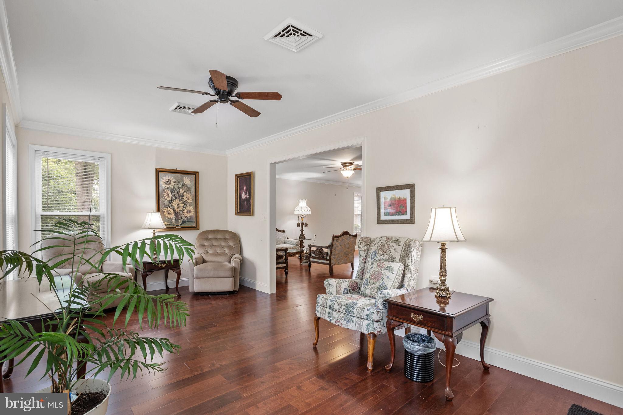 LEISURETOWNE - Residential