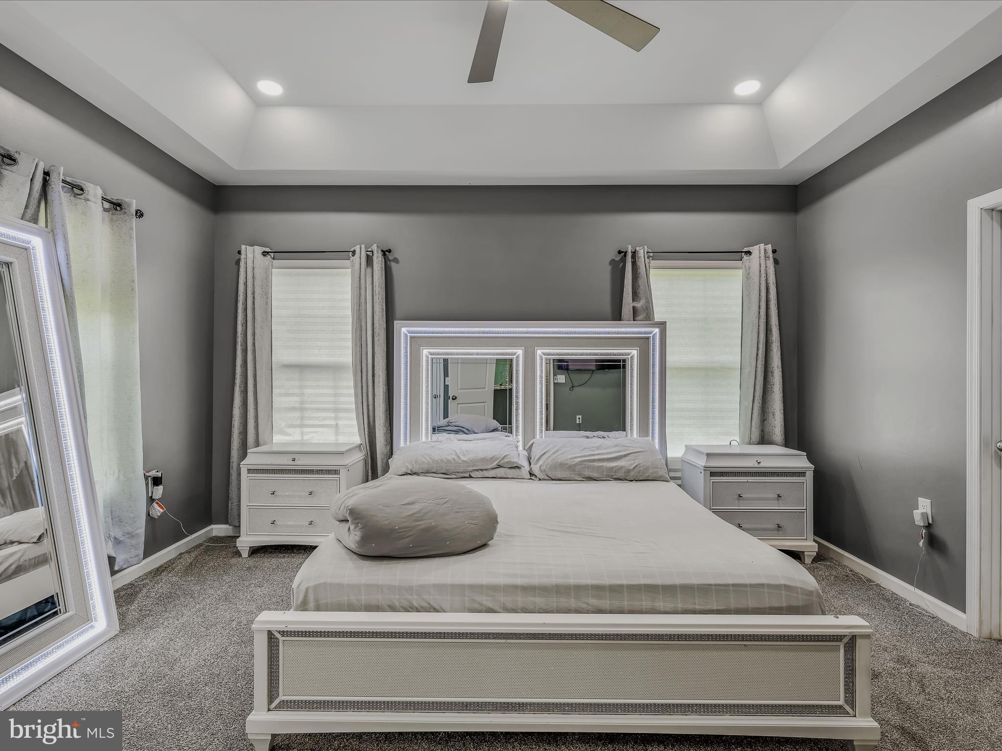 OPEQUON VIEW - Residential