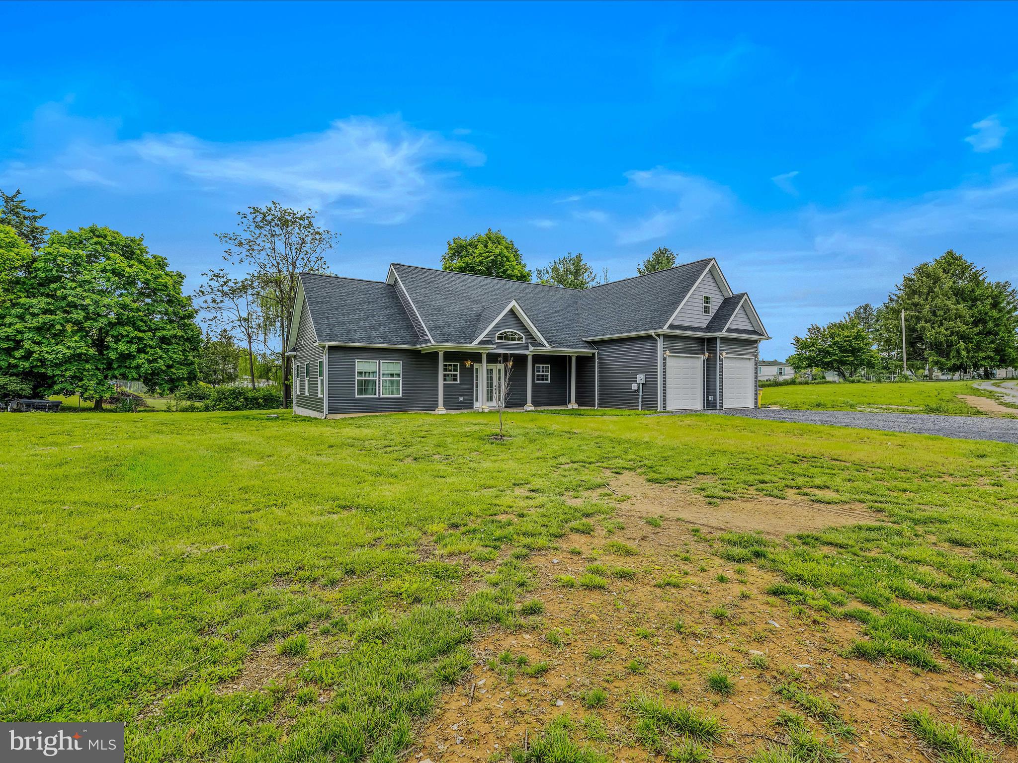 OPEQUON VIEW - Residential