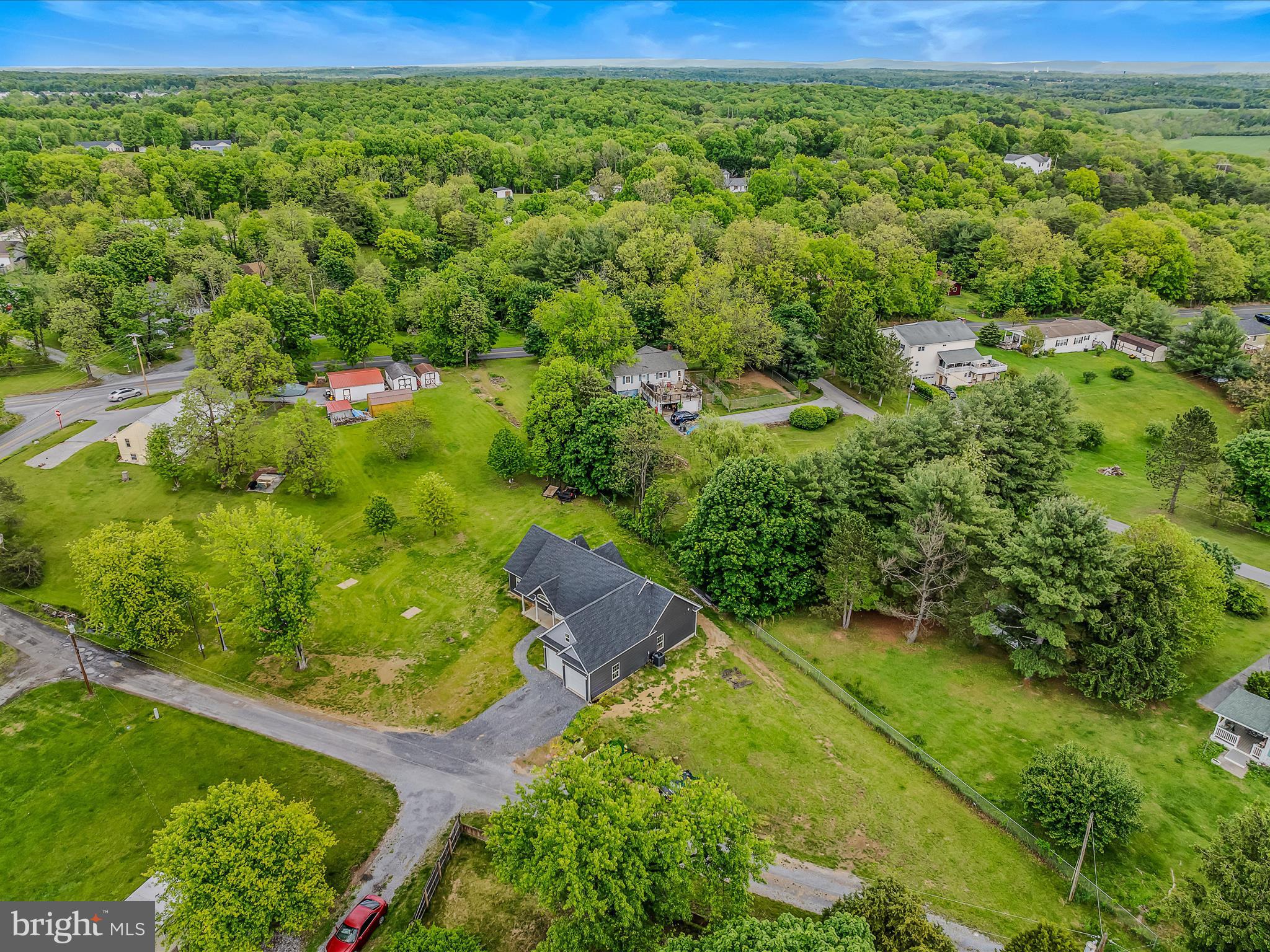 OPEQUON VIEW - Residential