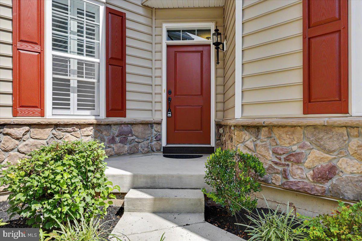 117 IRON HILL WAY