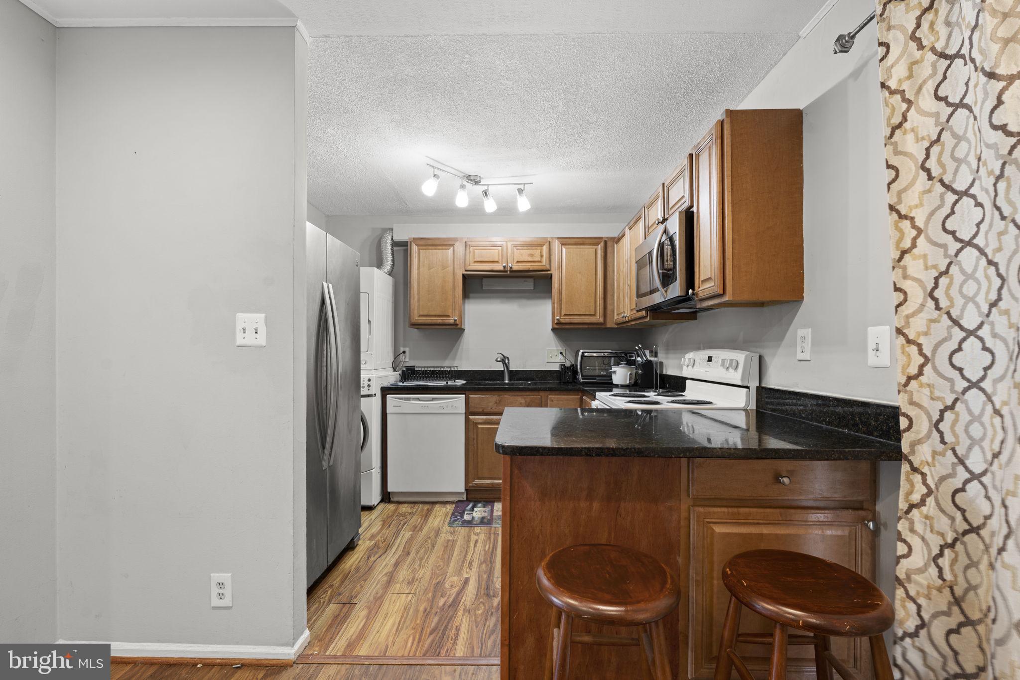 216 N AUBURN DRIVE