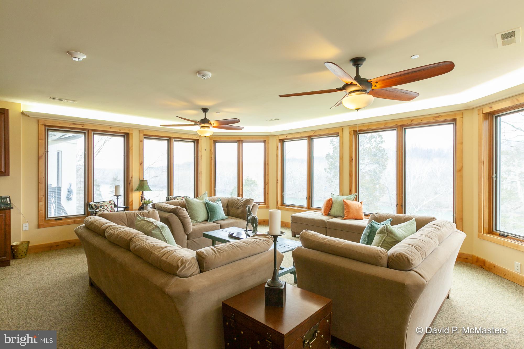 SHEPHERDS COVE - Commercial Sale