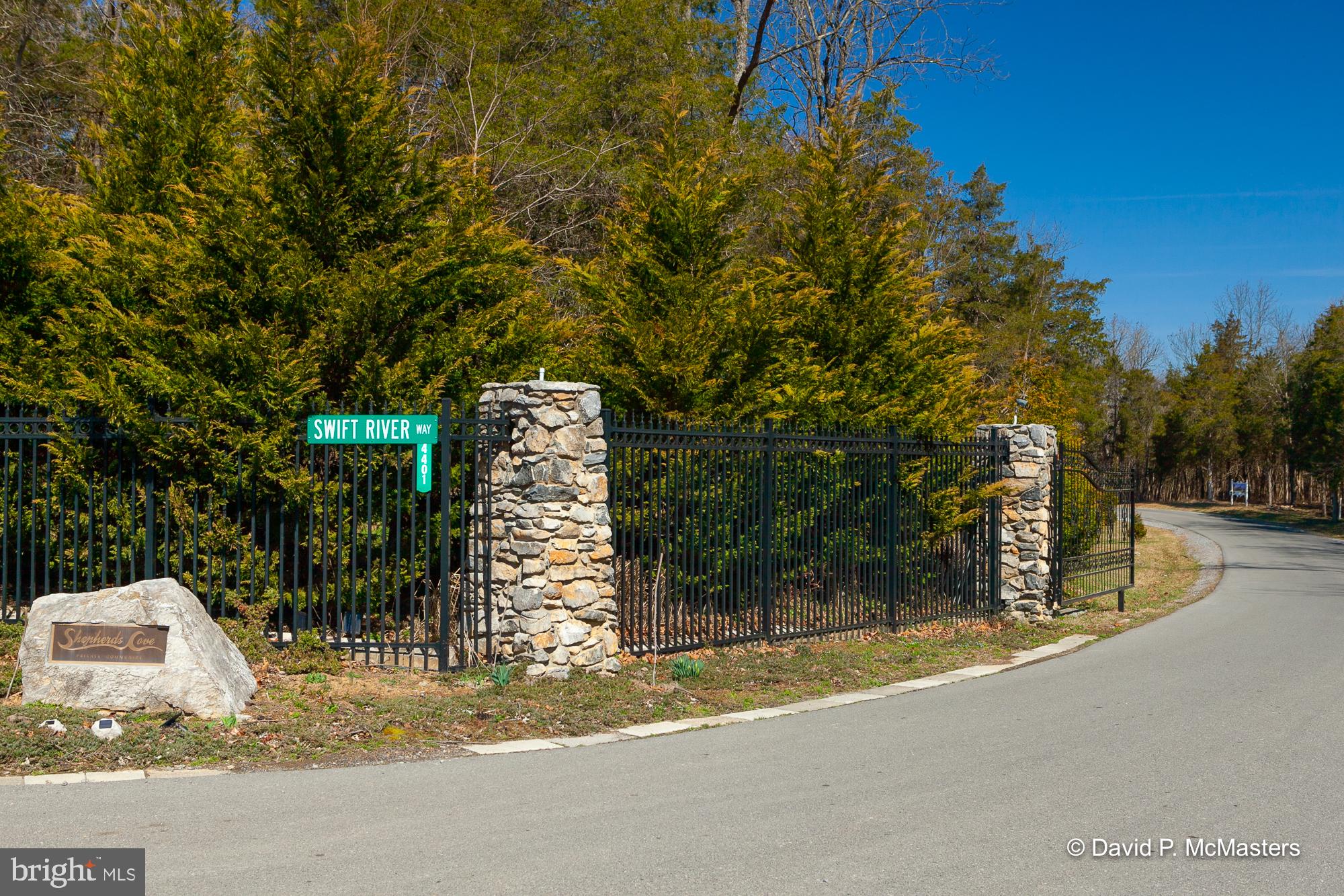 SHEPHERDS COVE - Commercial Sale