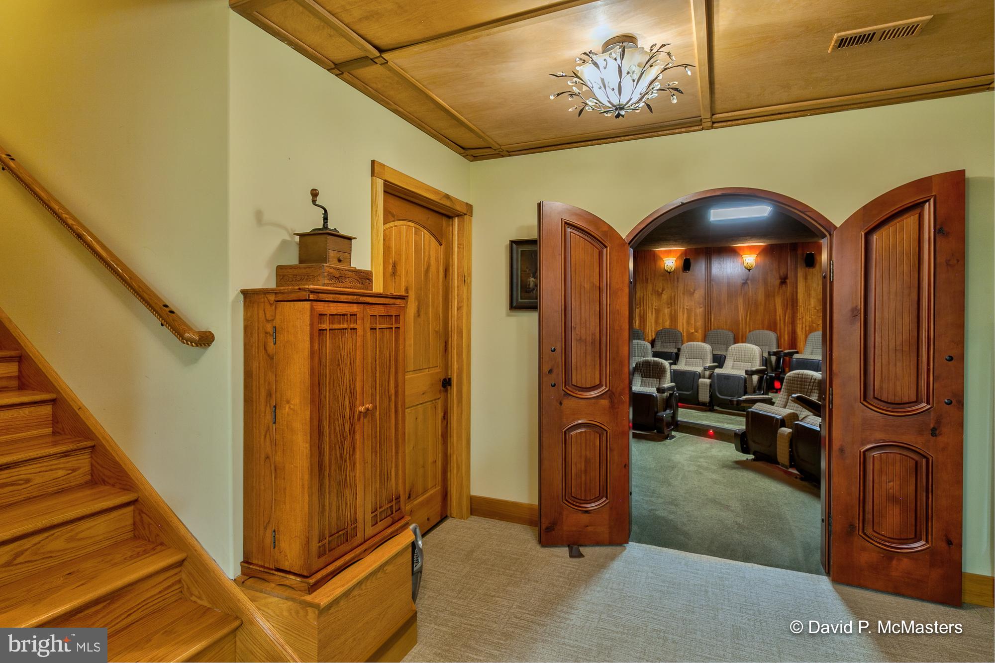 SHEPHERDS COVE - Commercial Sale