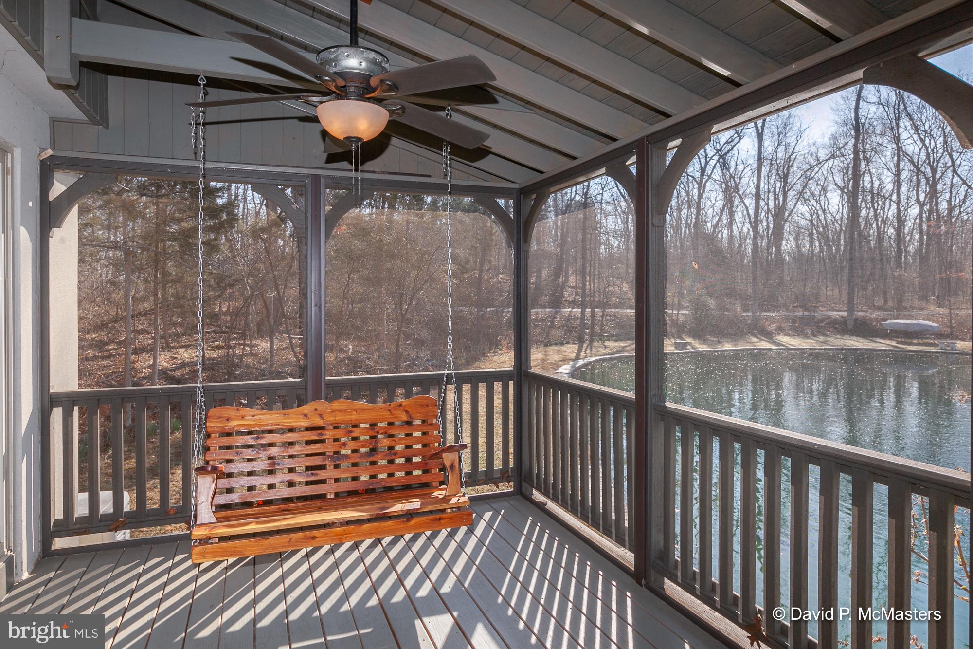 SHEPHERDS COVE - Commercial Sale