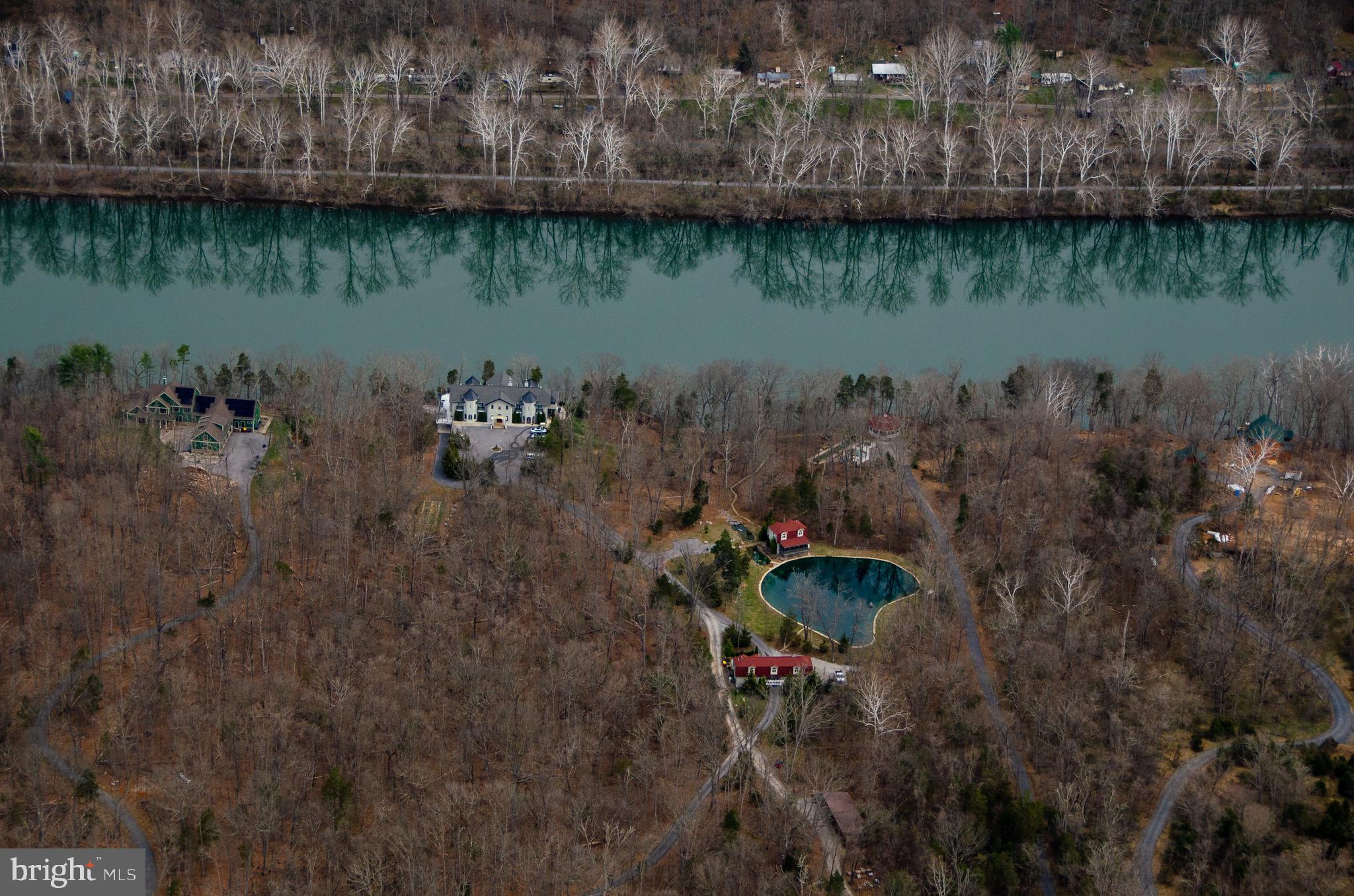 SHEPHERDS COVE - Commercial Sale