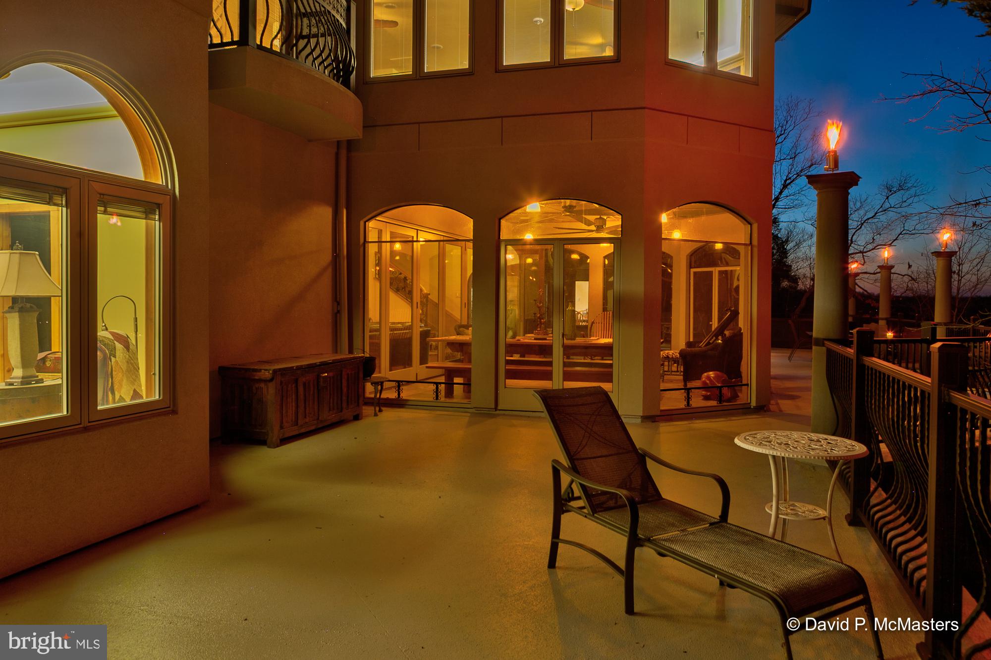 SHEPHERDS COVE - Commercial Sale