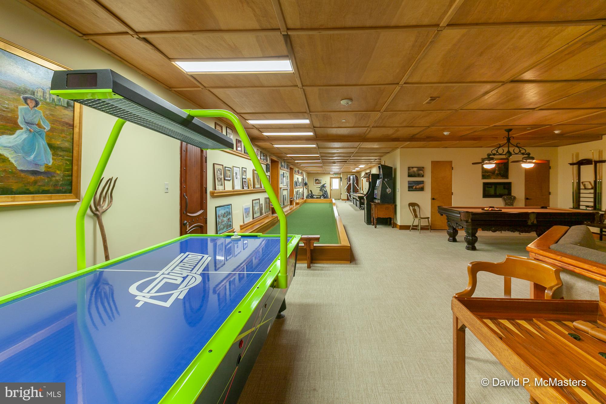 SHEPHERDS COVE - Commercial Sale