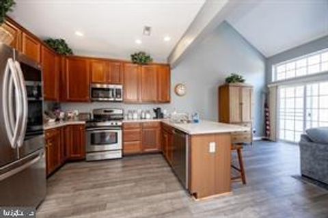 Townhouse For Sale - 612 Churchill Road<br/> CHESTER SPRINGS, PA 19425