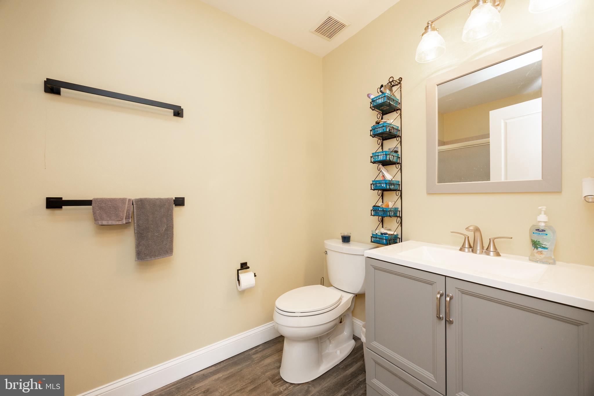 WINDSOR RIDGE - Residential