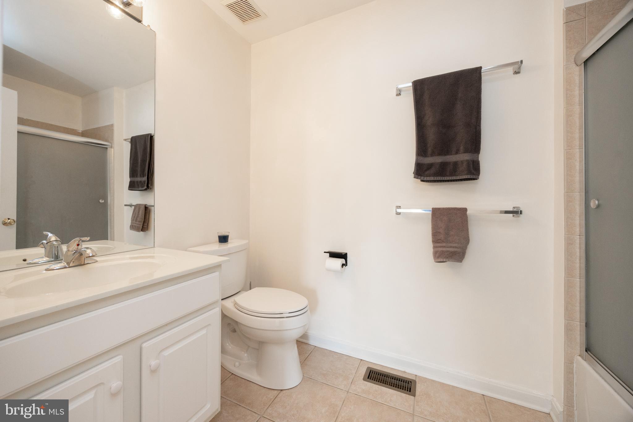 WINDSOR RIDGE - Residential