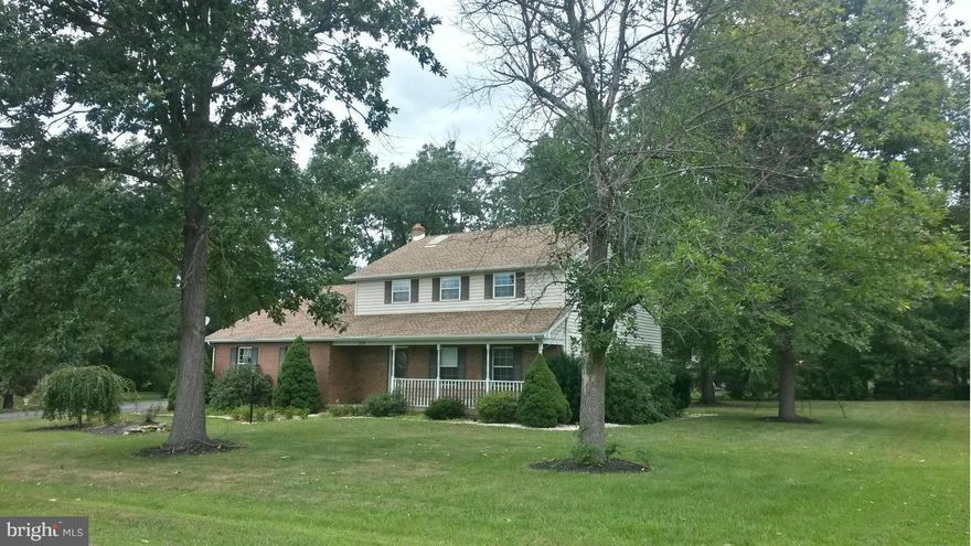 Exceptionally well maintained  Brick & Siding Colonial .Spacious Rooms . Over 1/2 Acre Level Lot.Ready to move in. Gorgeous Kitchen w/ Island. Truly a Must See. ** PRICED BELOW RECENT APPRAISAL **