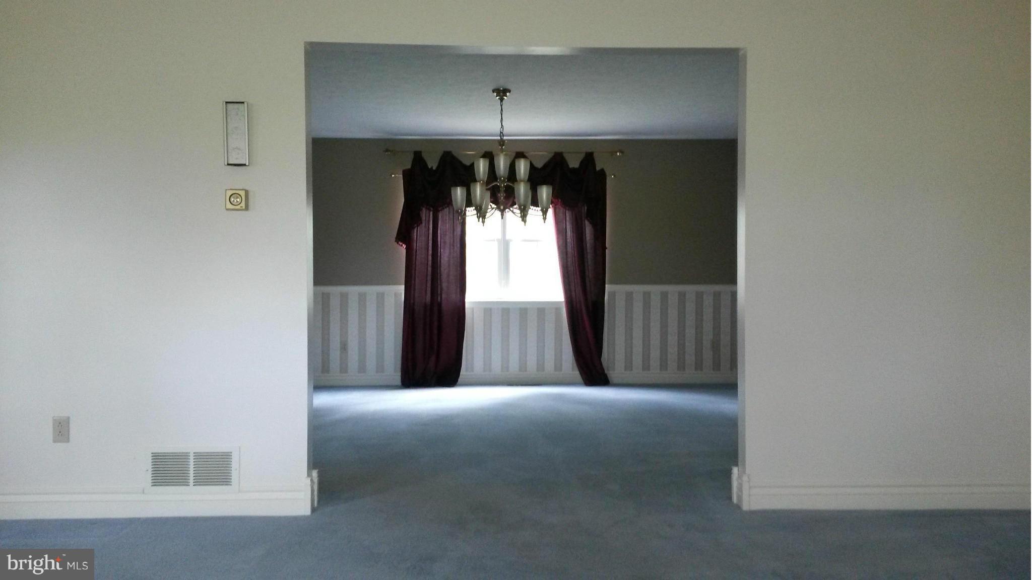 DOWDEN HILLS - Residential