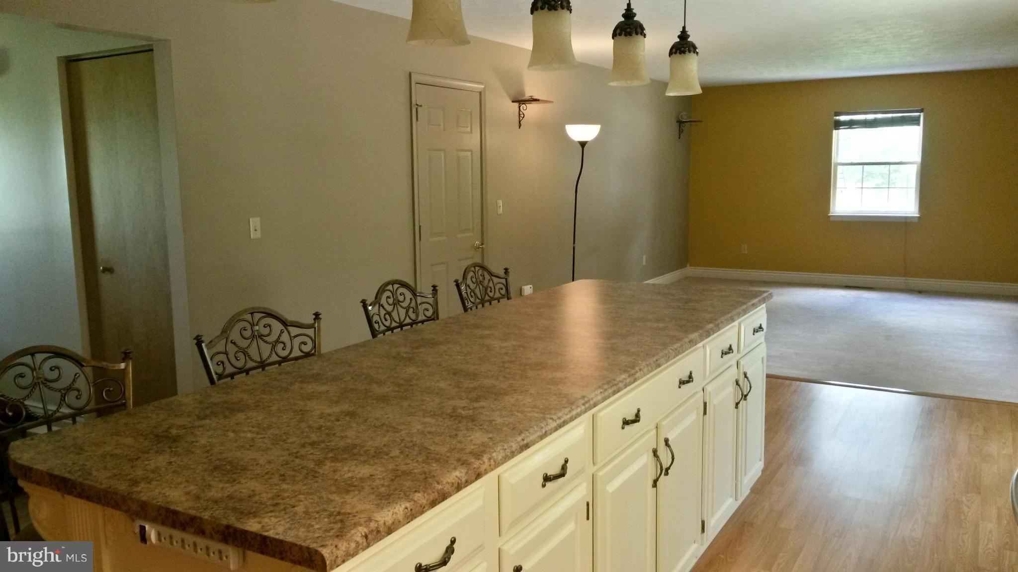 DOWDEN HILLS - Residential