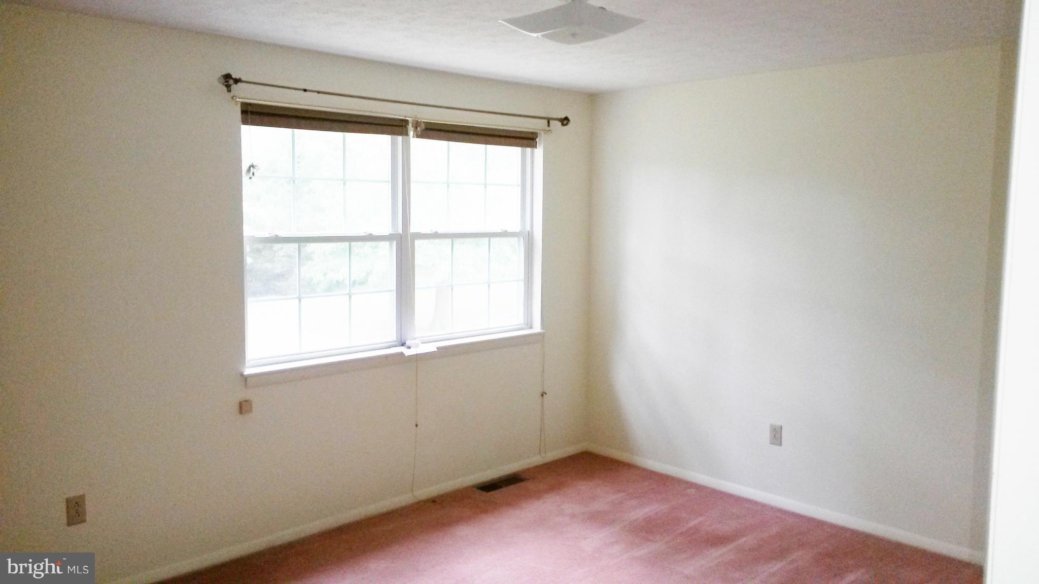 DOWDEN HILLS - Residential