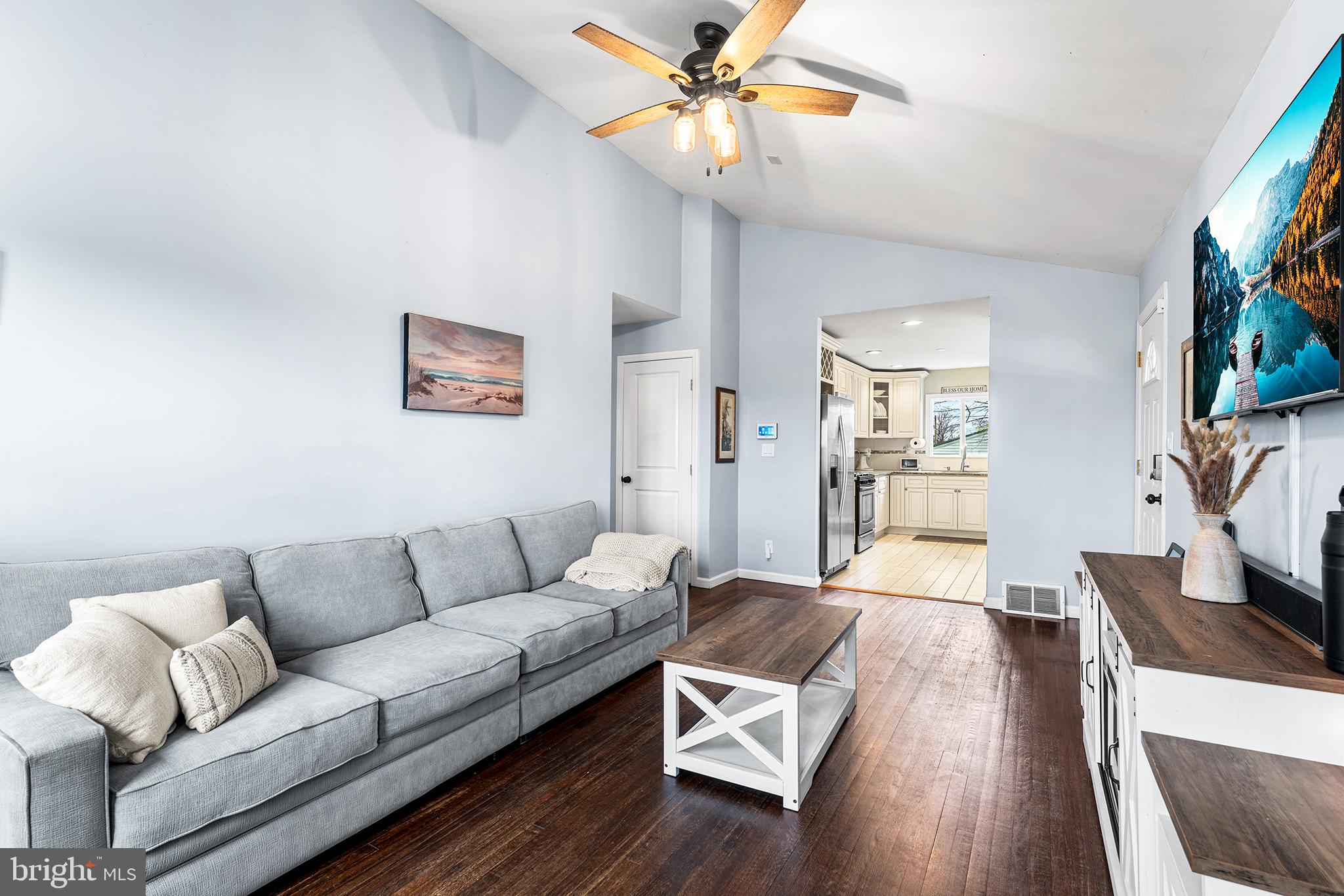 842 WOODLANE ROAD