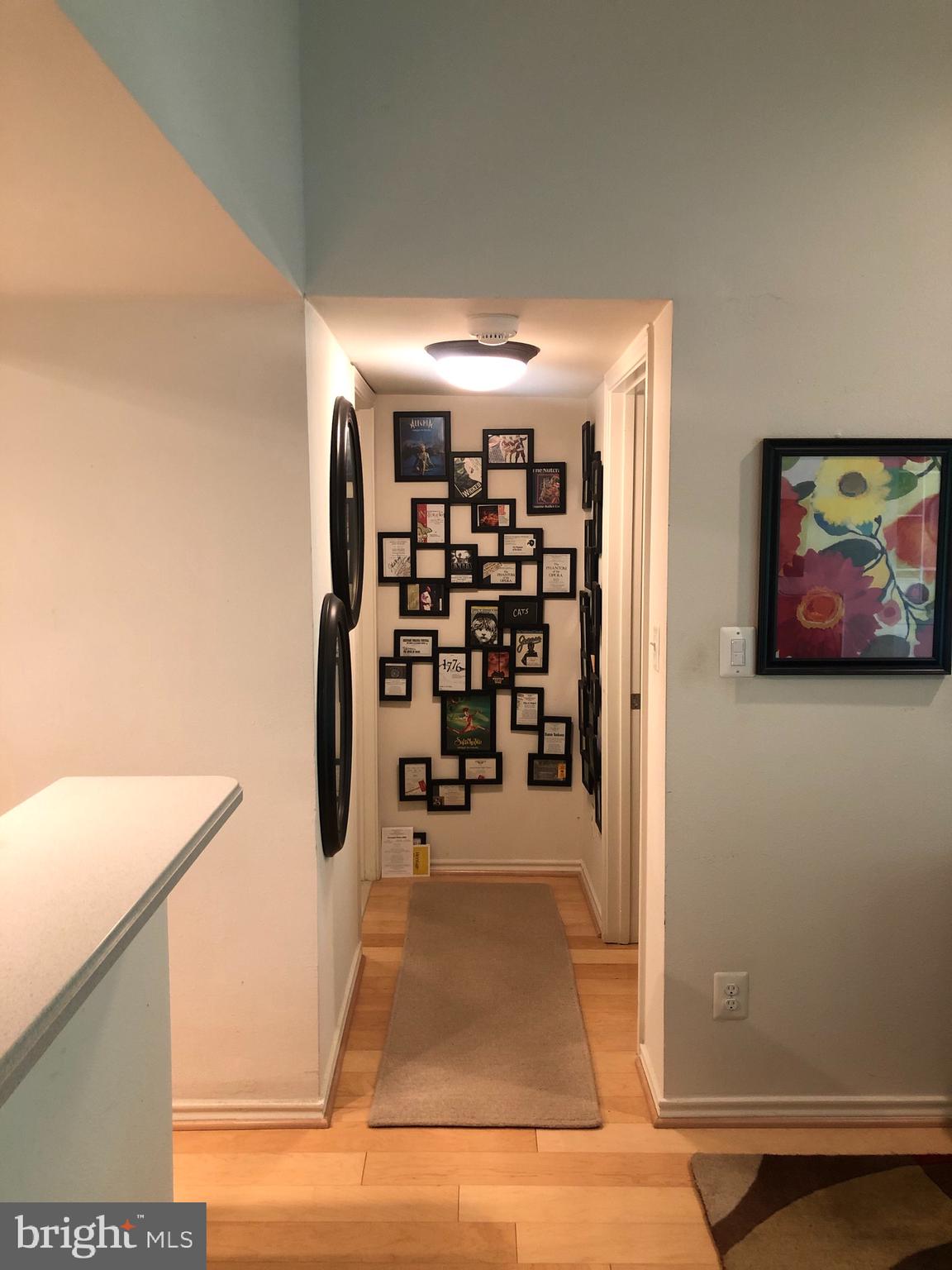 PENDERBROOK SQUARE CONDOMINIUMS - Residential