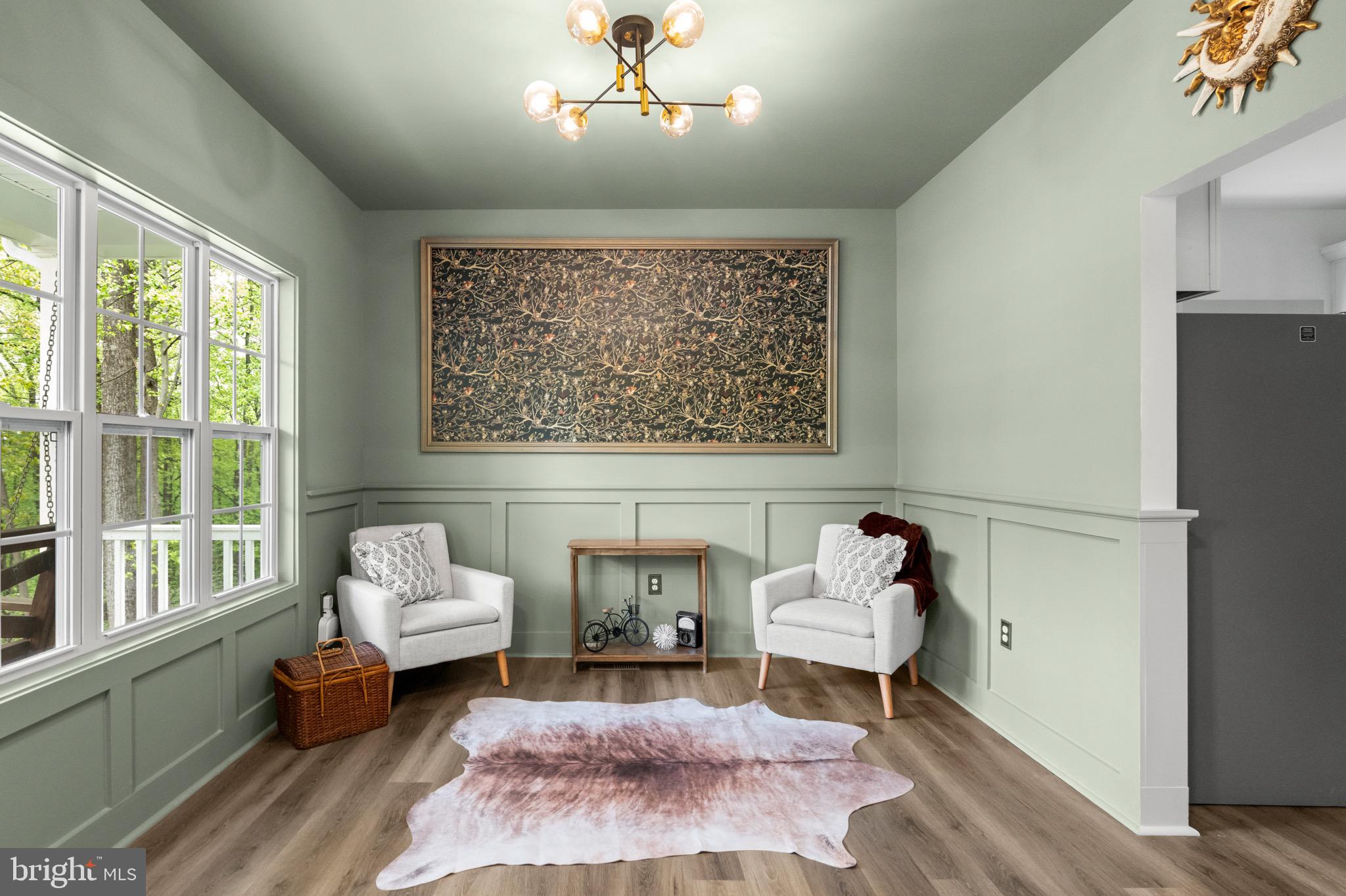 LAKE FOREST ESTATES - Residential