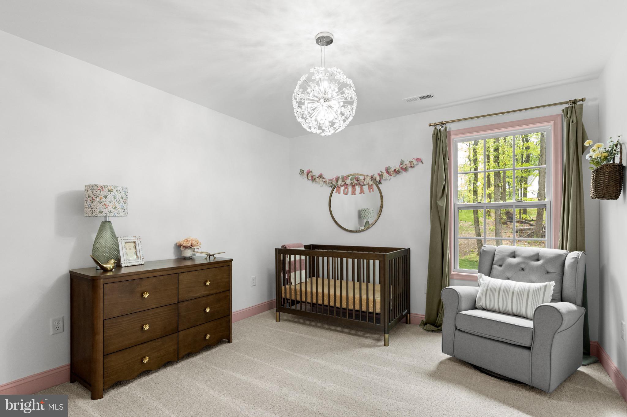 LAKE FOREST ESTATES - Residential