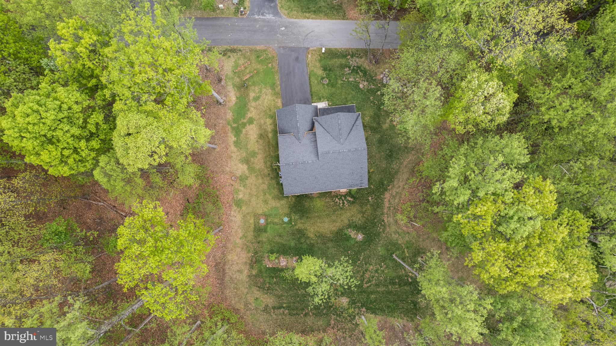 LAKE FOREST ESTATES - Residential