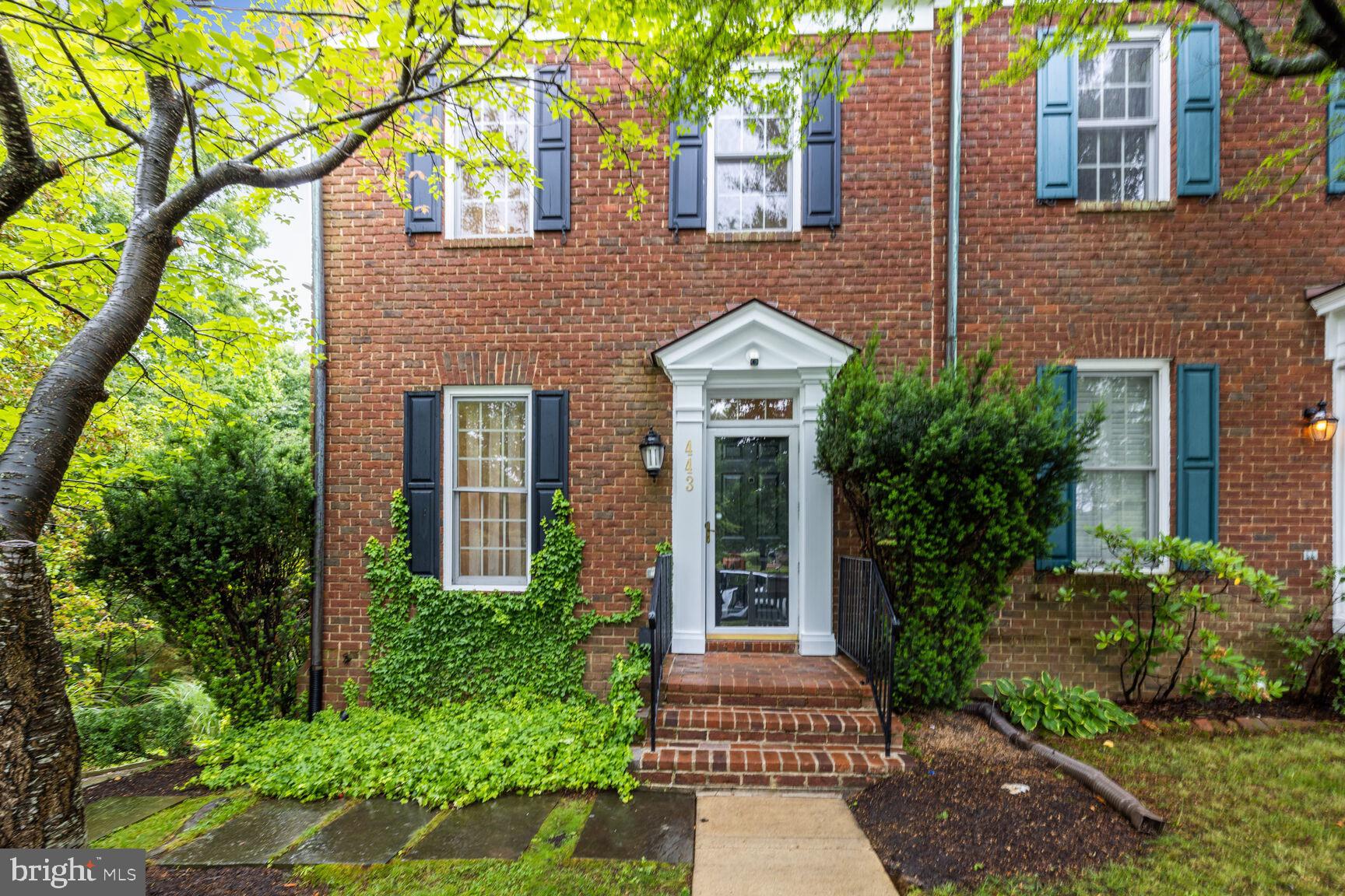 KENTLANDS - Residential