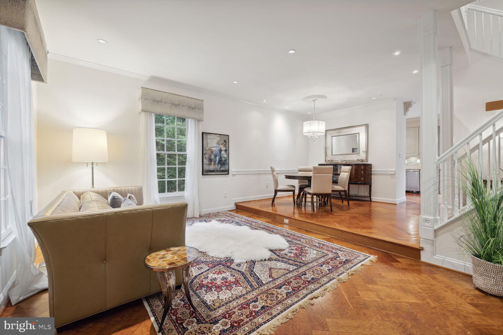 KENTLANDS - Residential