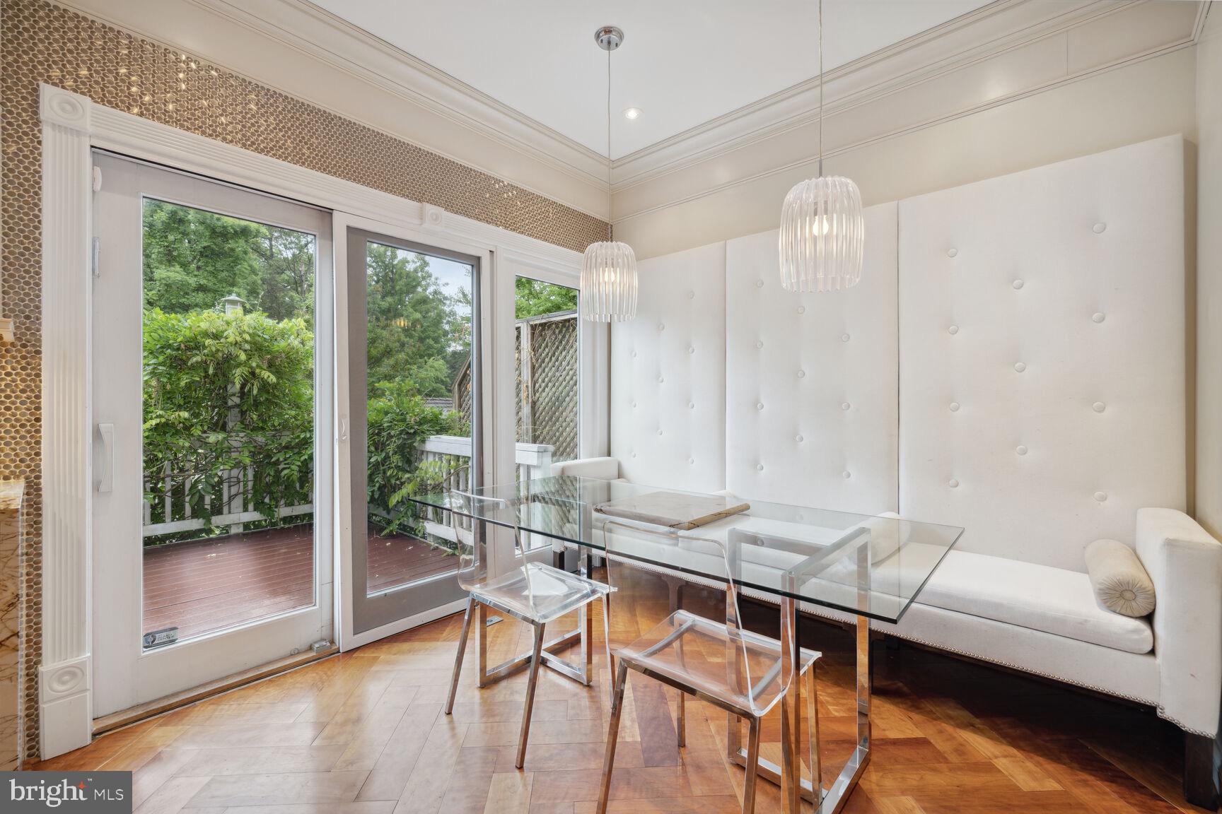 KENTLANDS - Residential