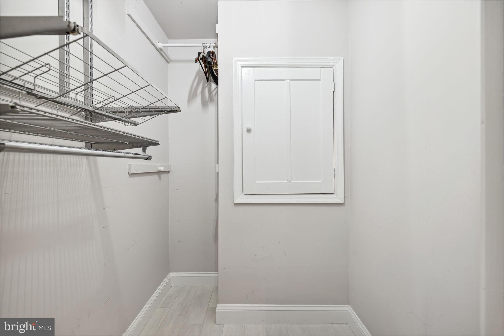 KENTLANDS - Residential