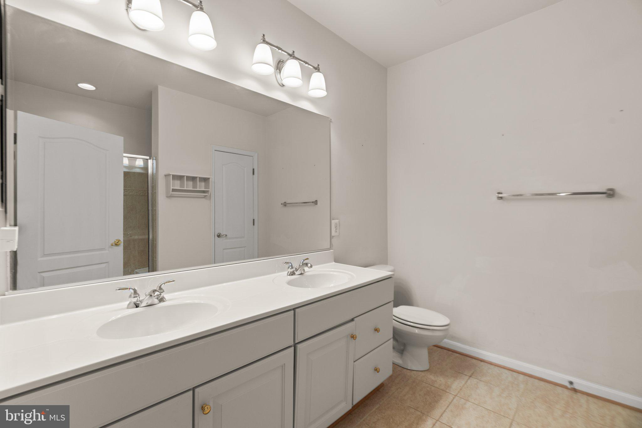 MAPLECREST - Residential