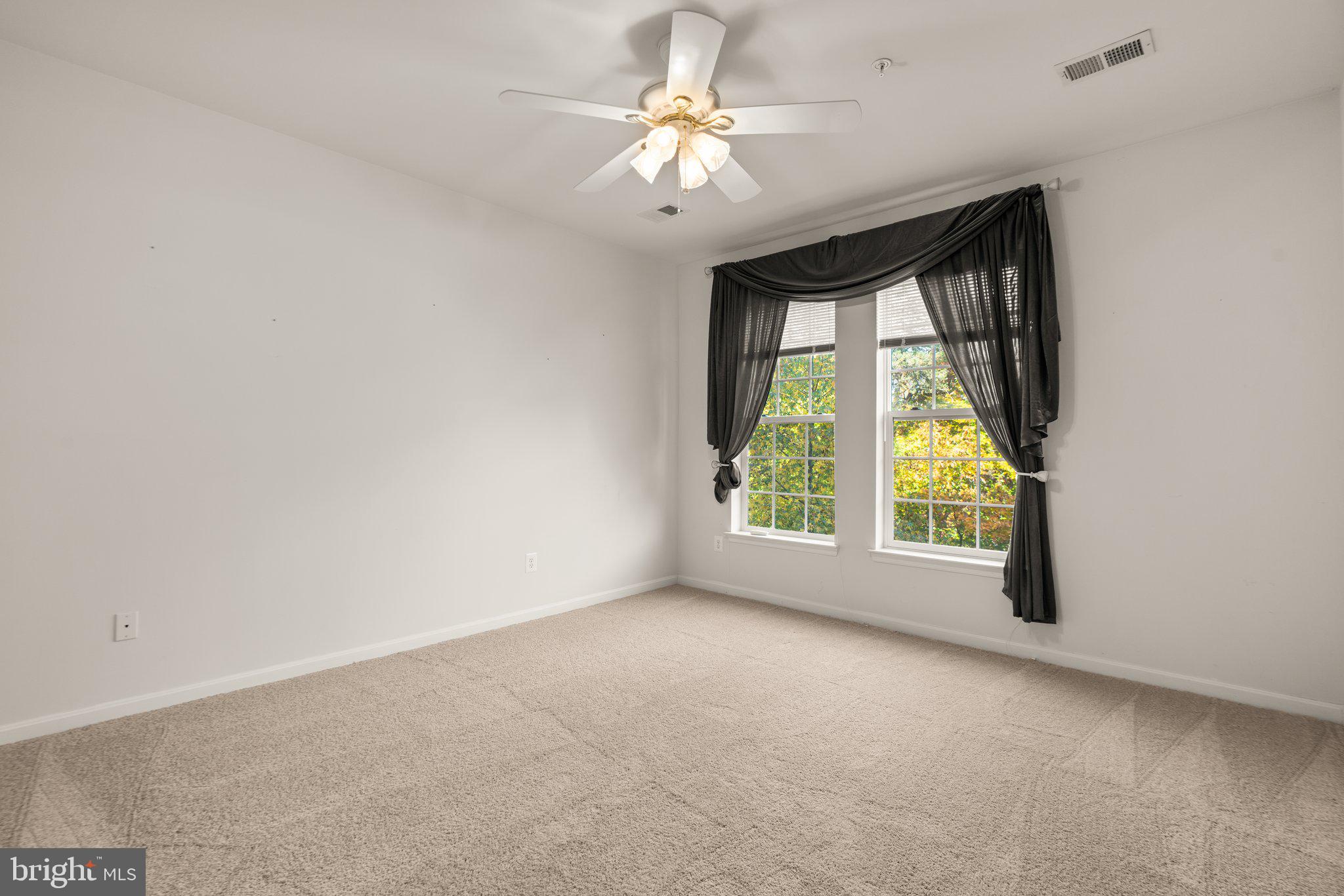 MAPLECREST - Residential