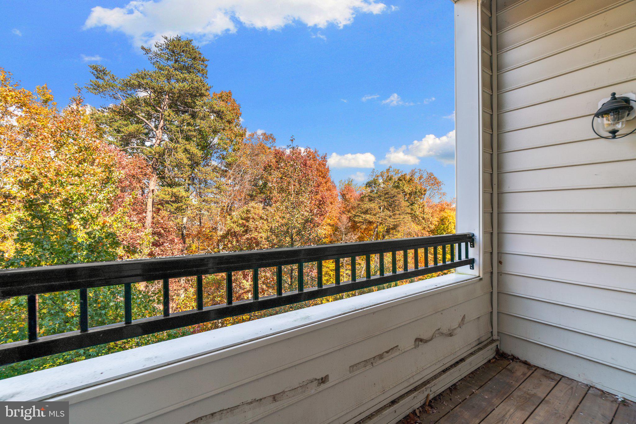 MAPLECREST - Residential