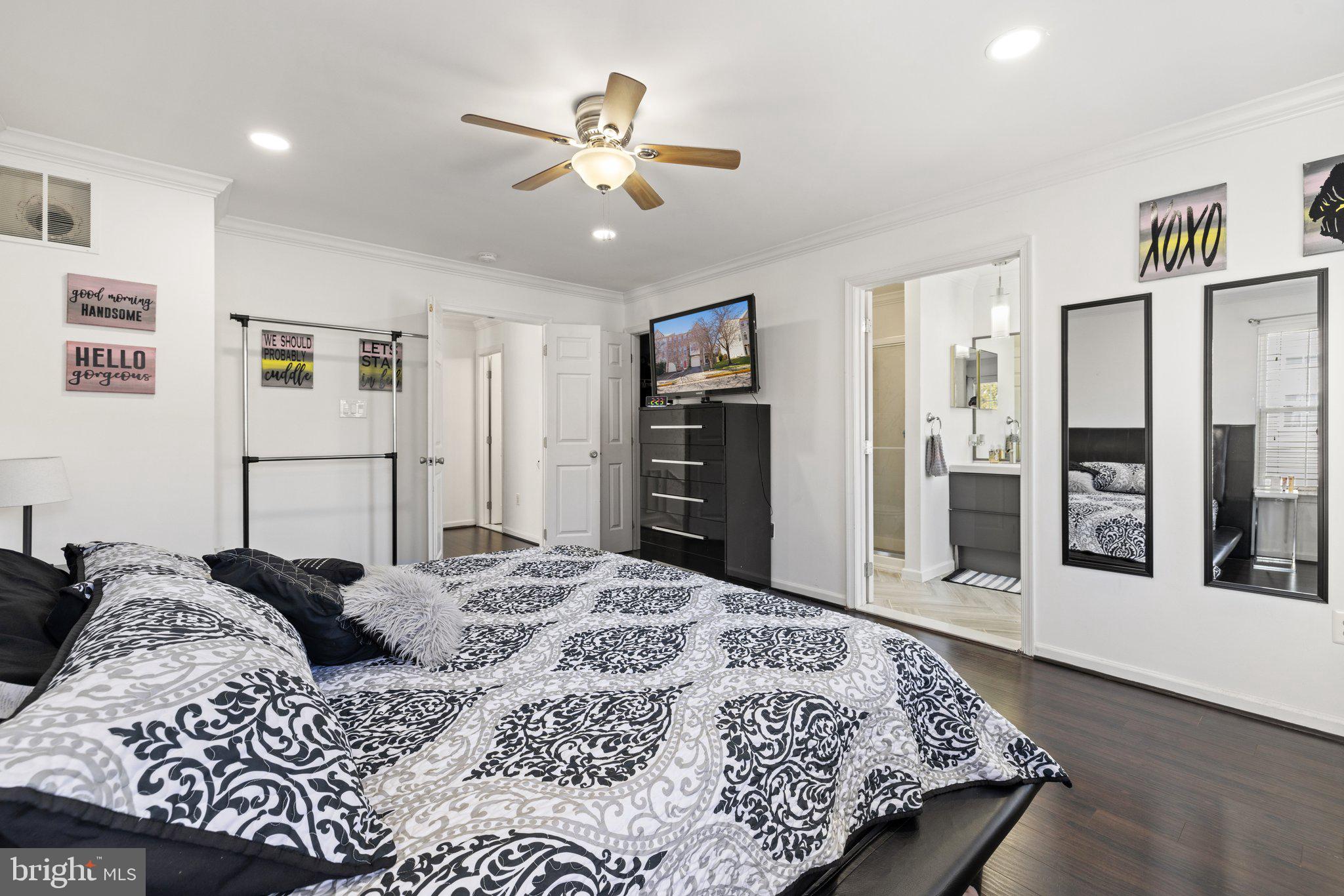 LEE OVERLOOK - Residential