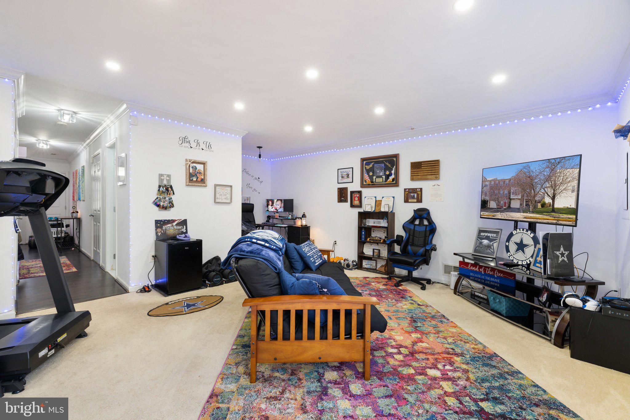 LEE OVERLOOK - Residential