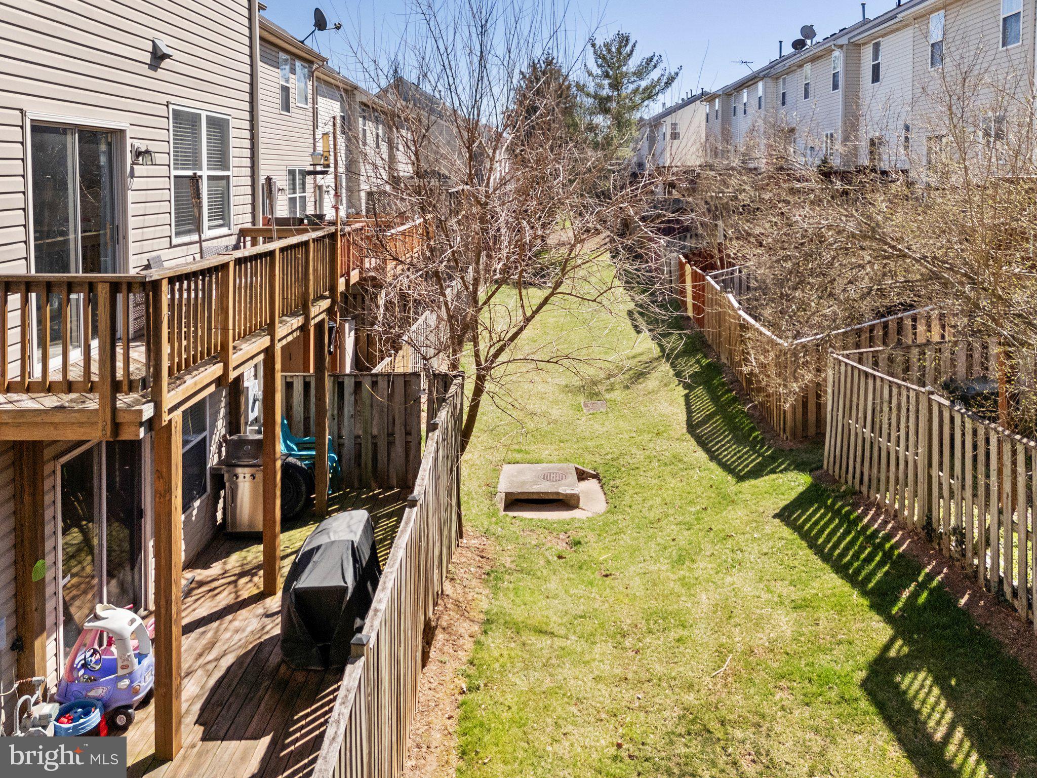 LEE OVERLOOK - Residential