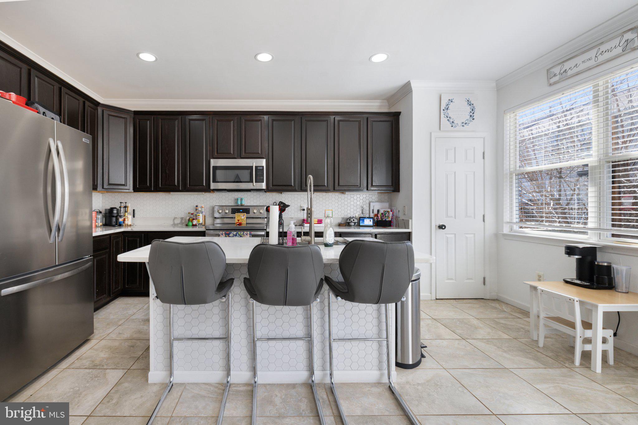 LEE OVERLOOK - Residential