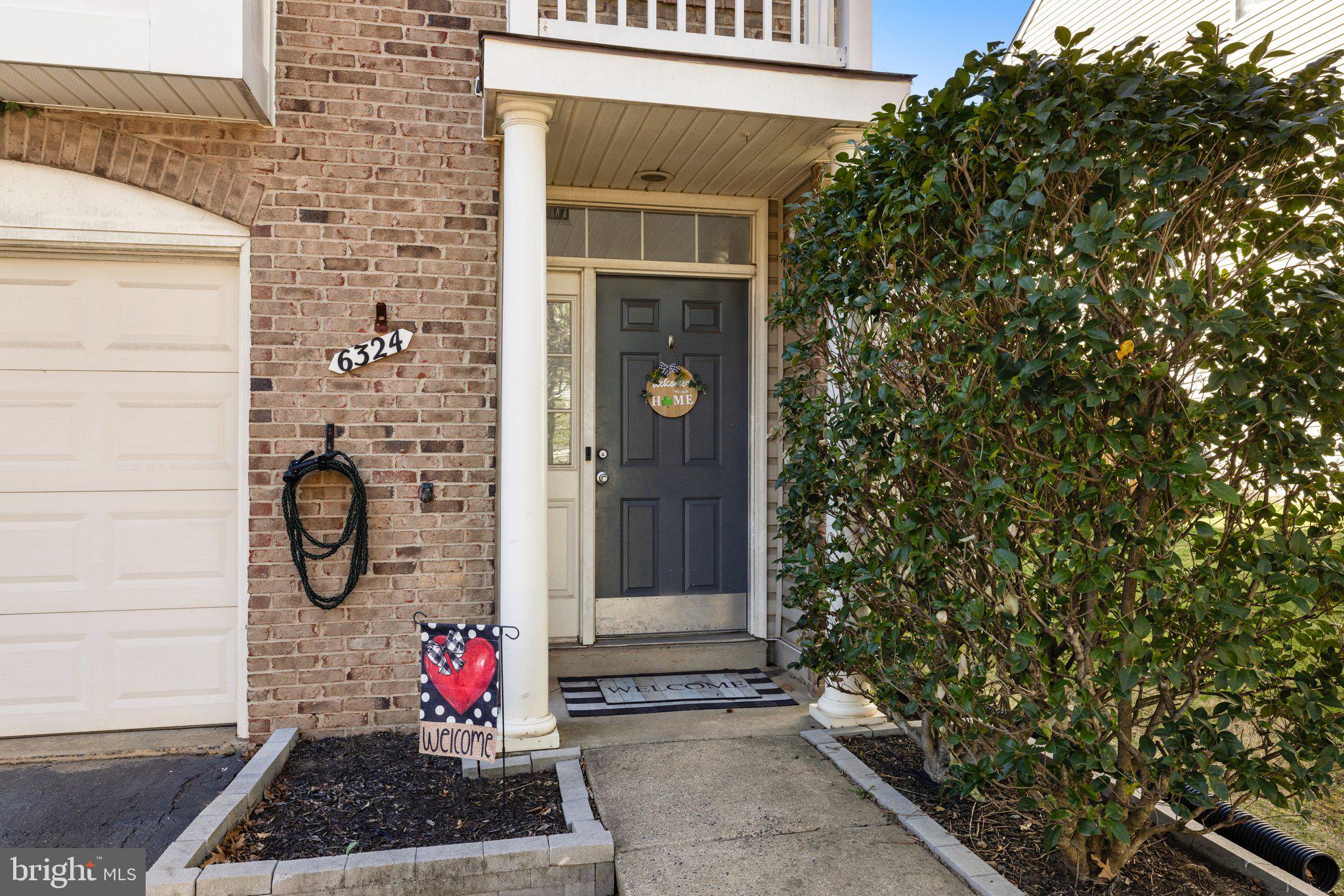 LEE OVERLOOK - Residential