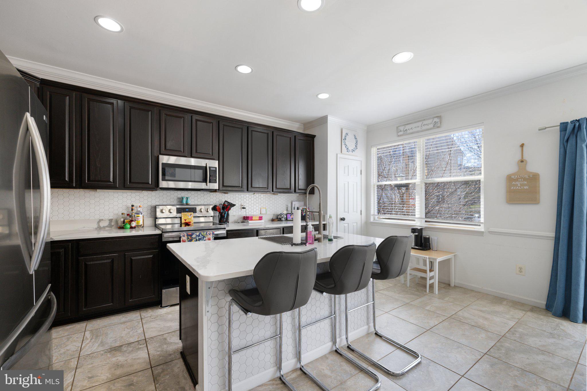 LEE OVERLOOK - Residential