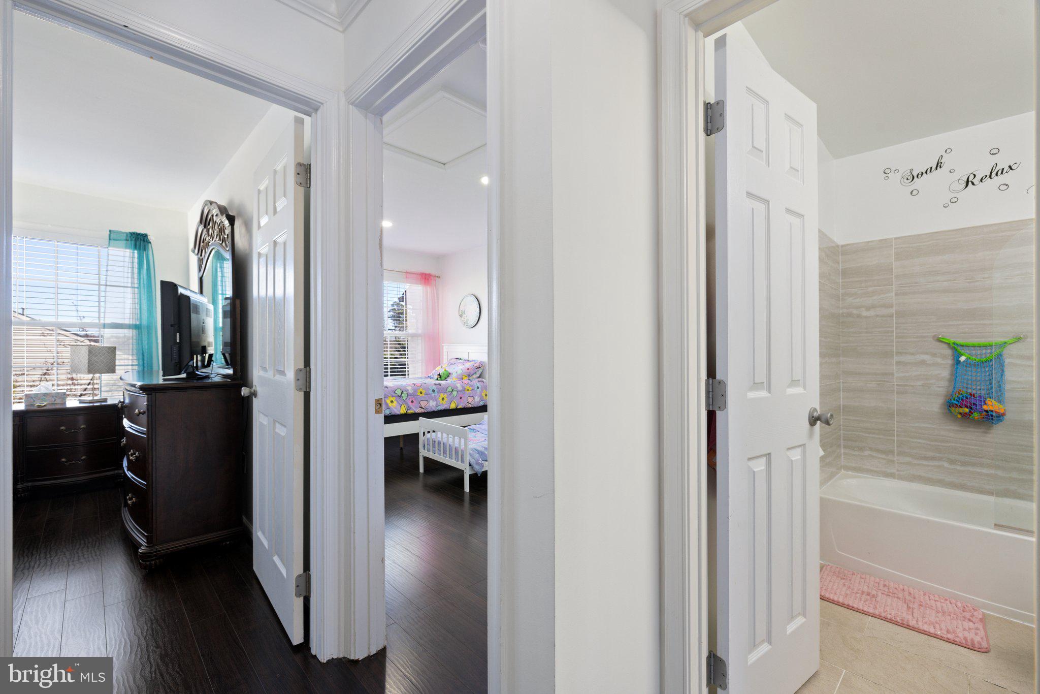 LEE OVERLOOK - Residential