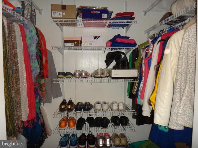 CRESAPTOWN - Residential