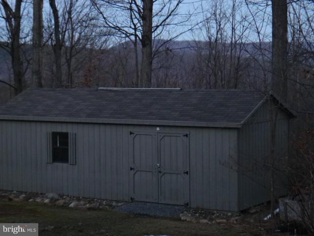 CRESAPTOWN - Residential