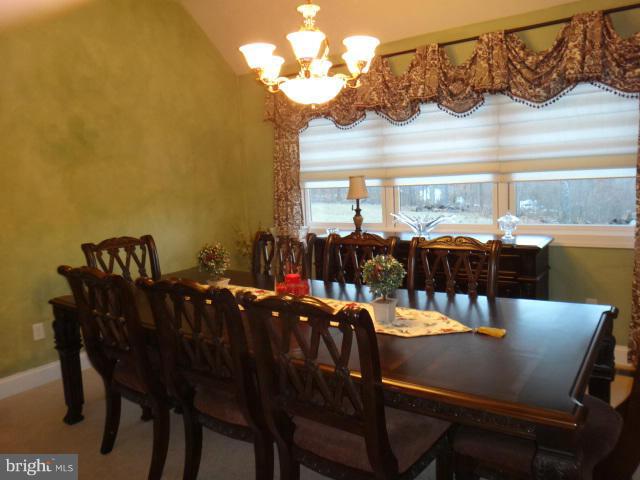 CRESAPTOWN - Residential