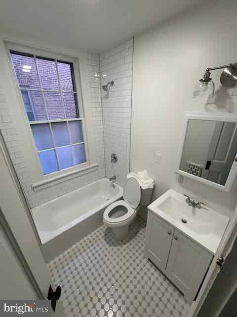 BOLTON HILL HISTORIC DISTRICT - Residential Lease