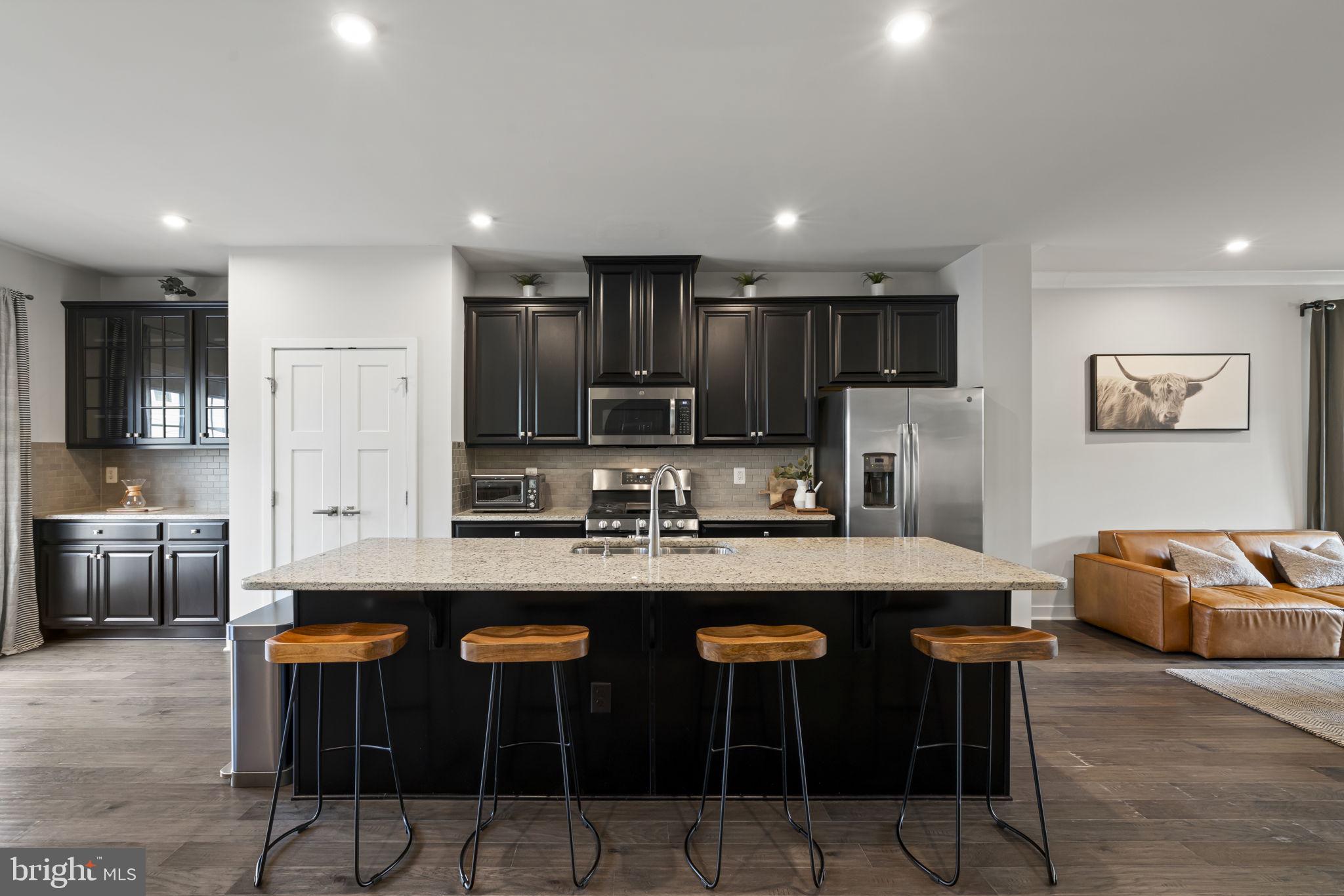 POTOMAC SHORES - Residential