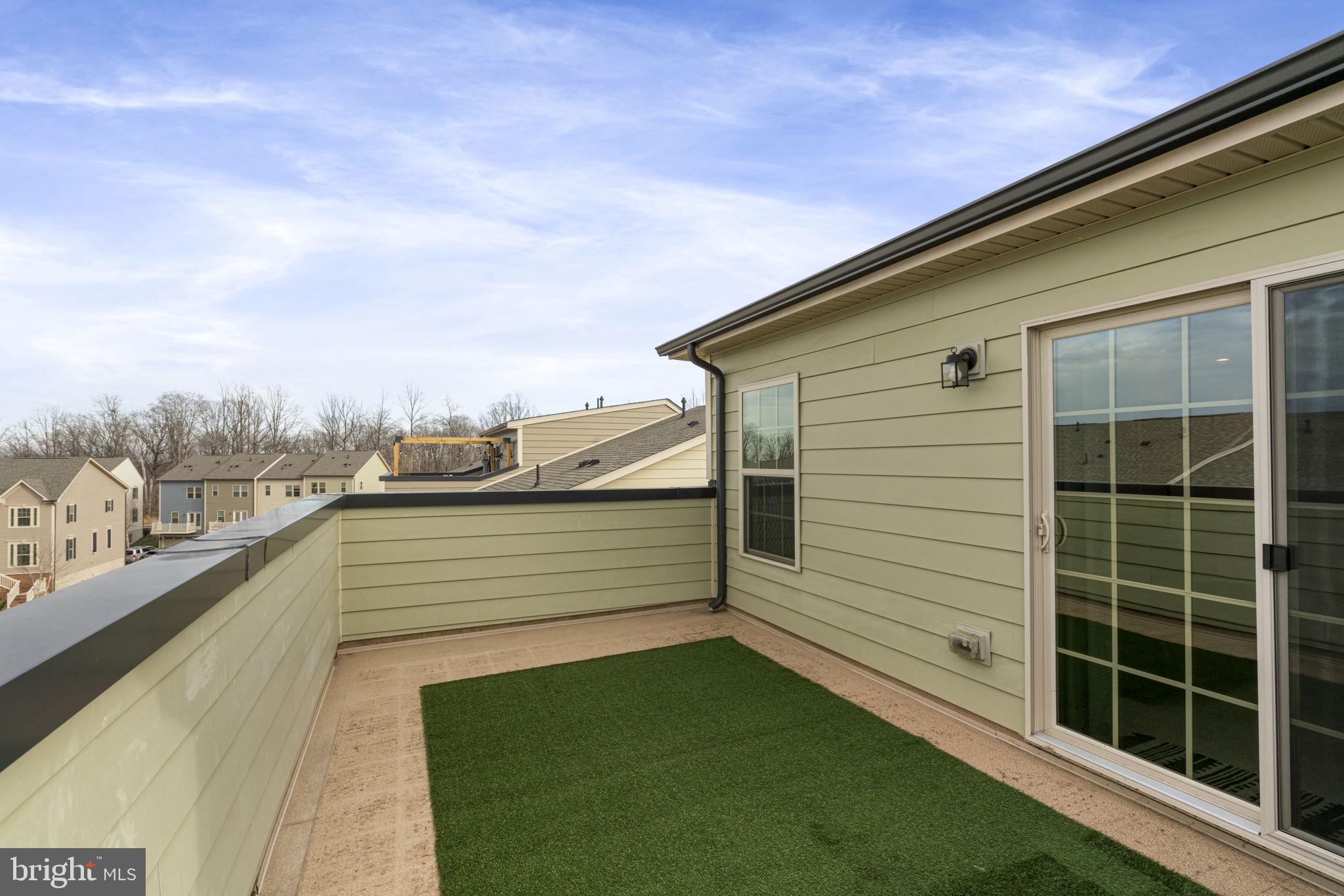 POTOMAC SHORES - Residential