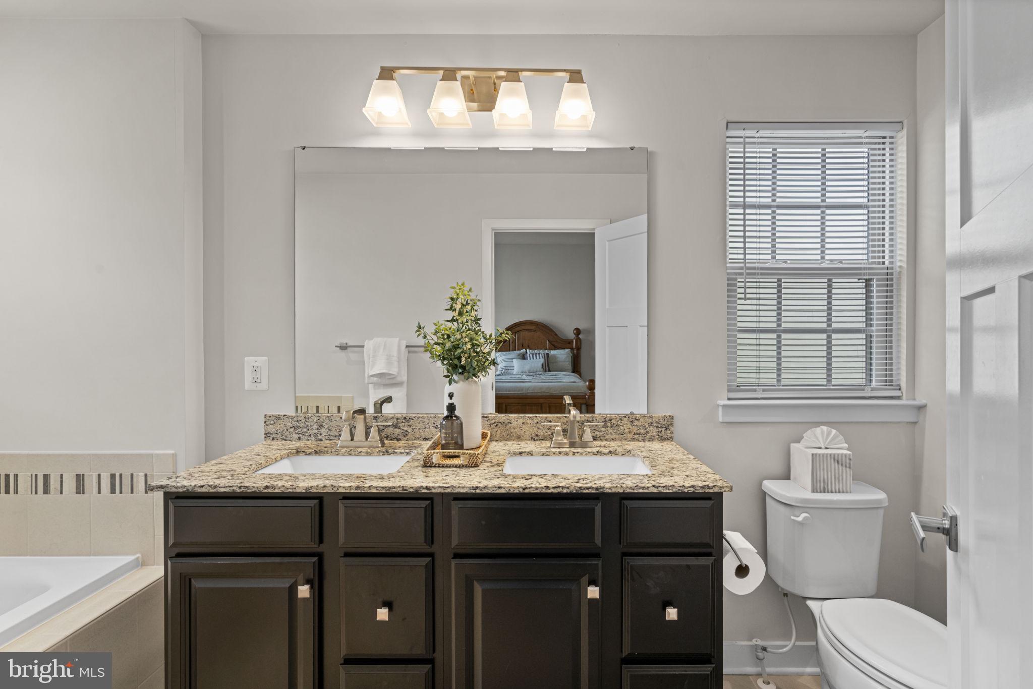 POTOMAC SHORES - Residential